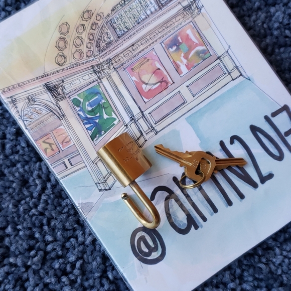 Louis Vuitton Lock & 2 Keys - LV Padlock - Picture 6 of 7